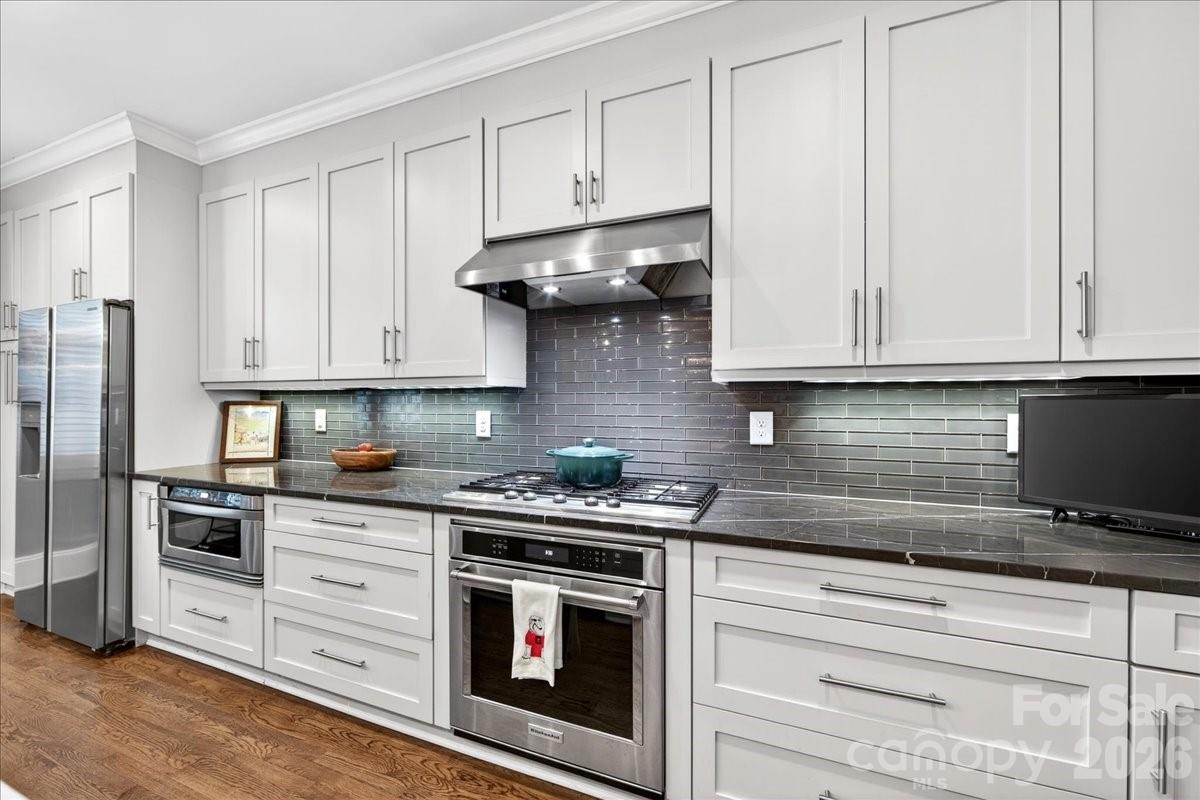 Perrin Place - Residential