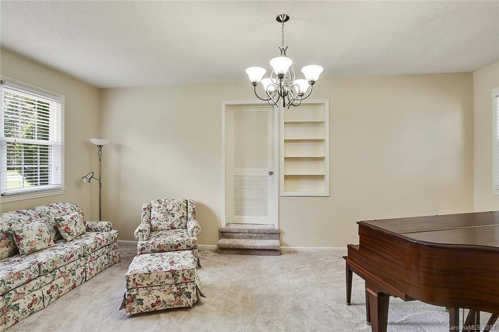 Meadowbrook - Residential