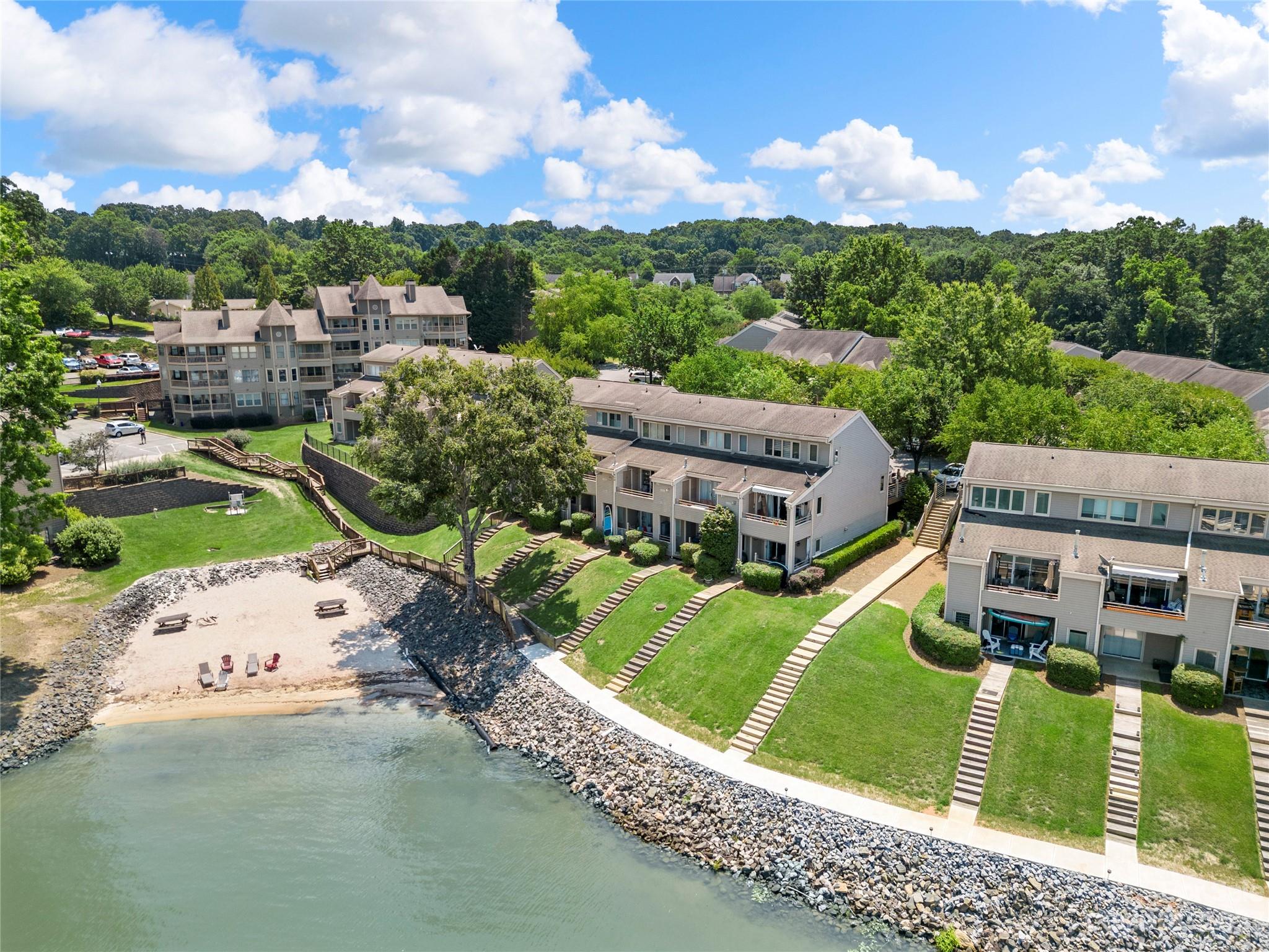 The Yachtsman - Residential