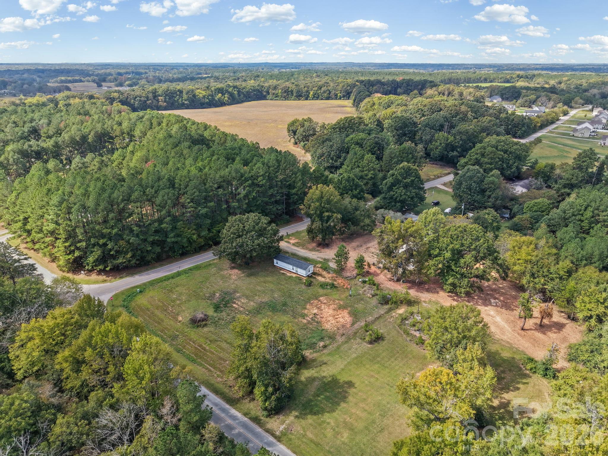 4906 Tom Starnes Road
