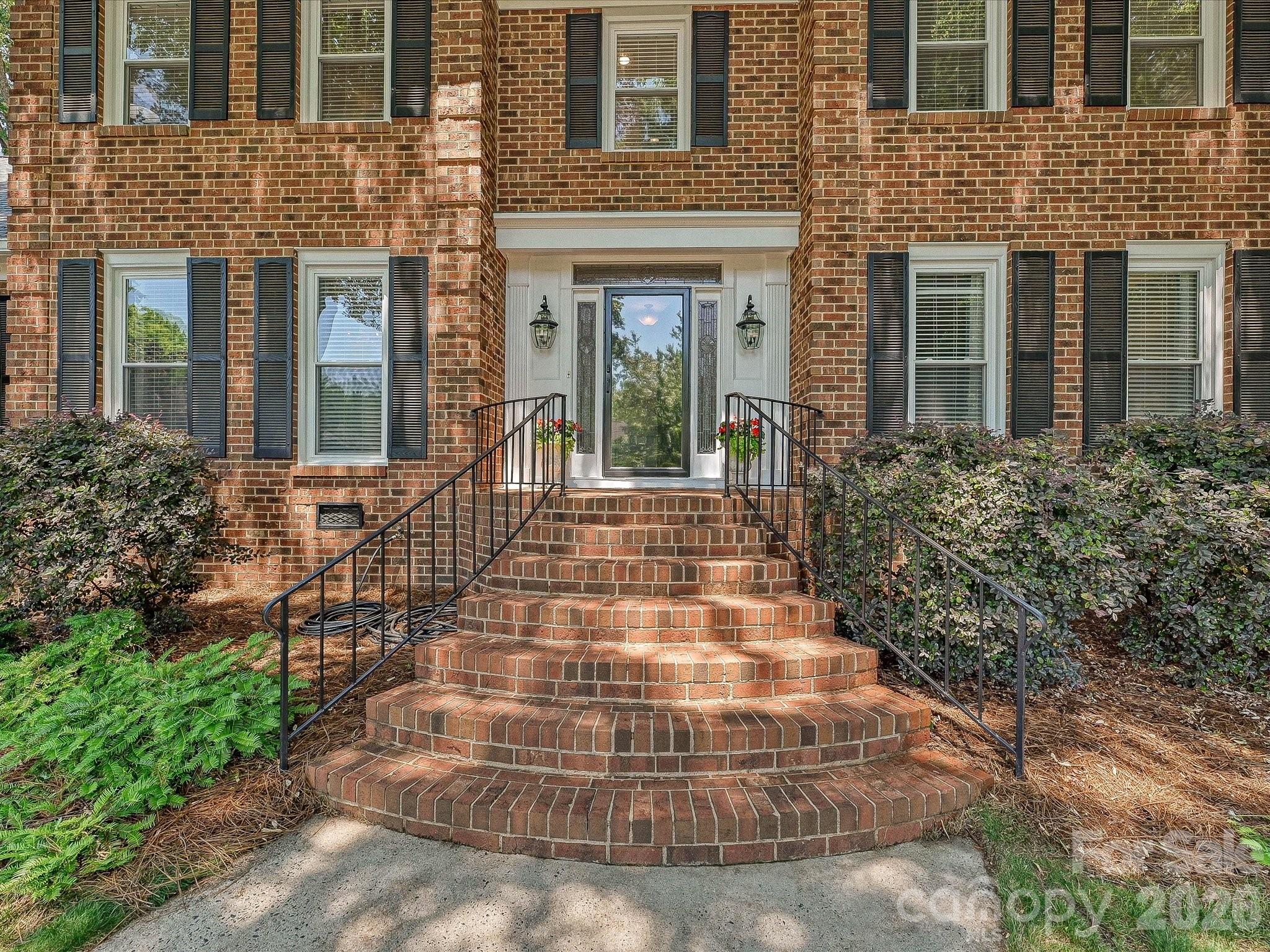 7933 Sunnyvale Lane