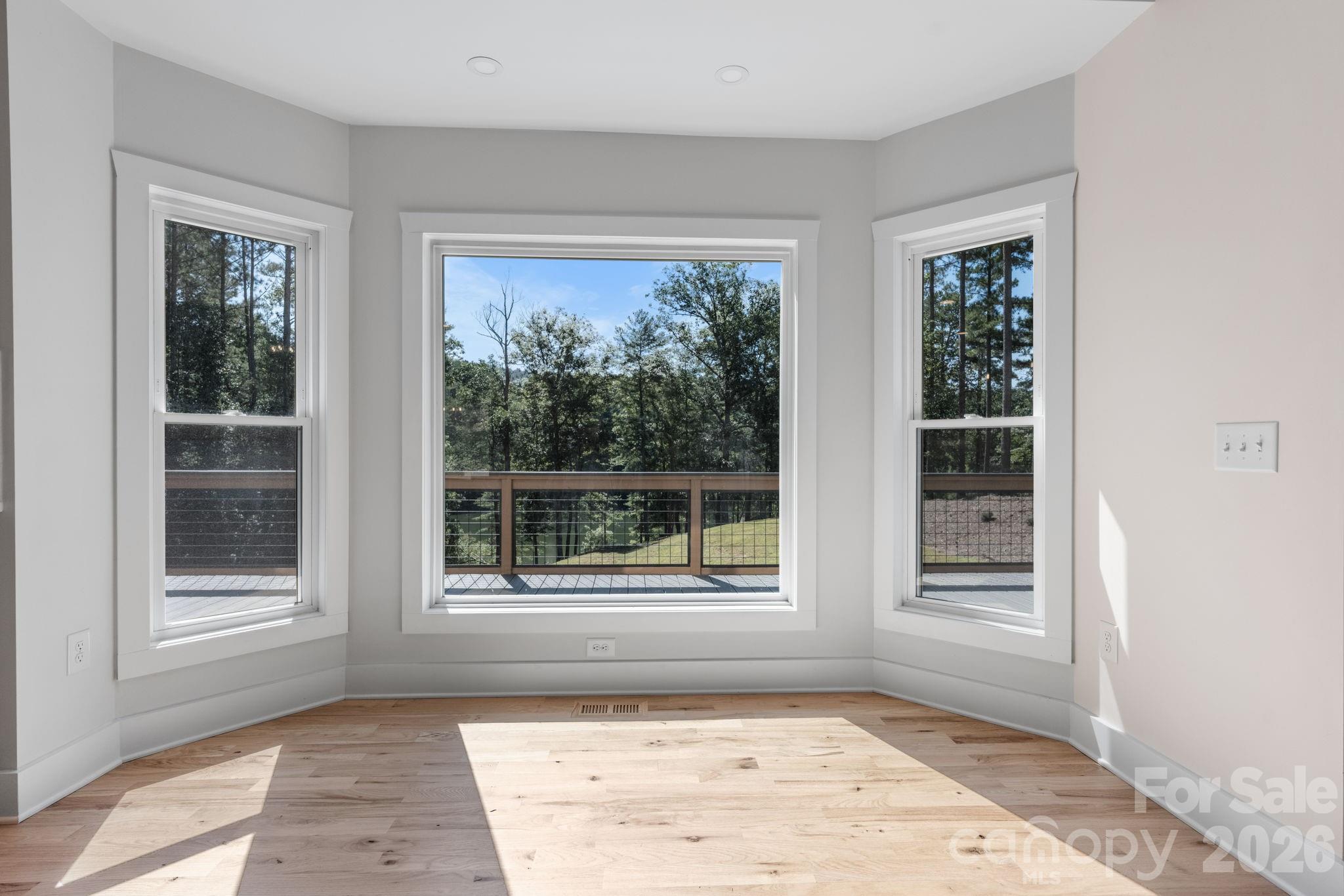 Paradise Harbor - Residential