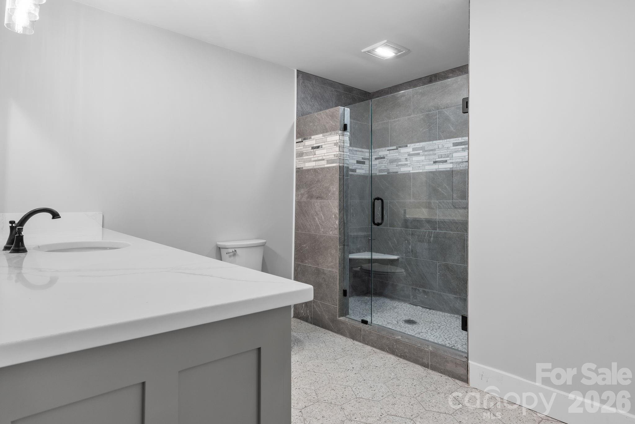 Paradise Harbor - Residential