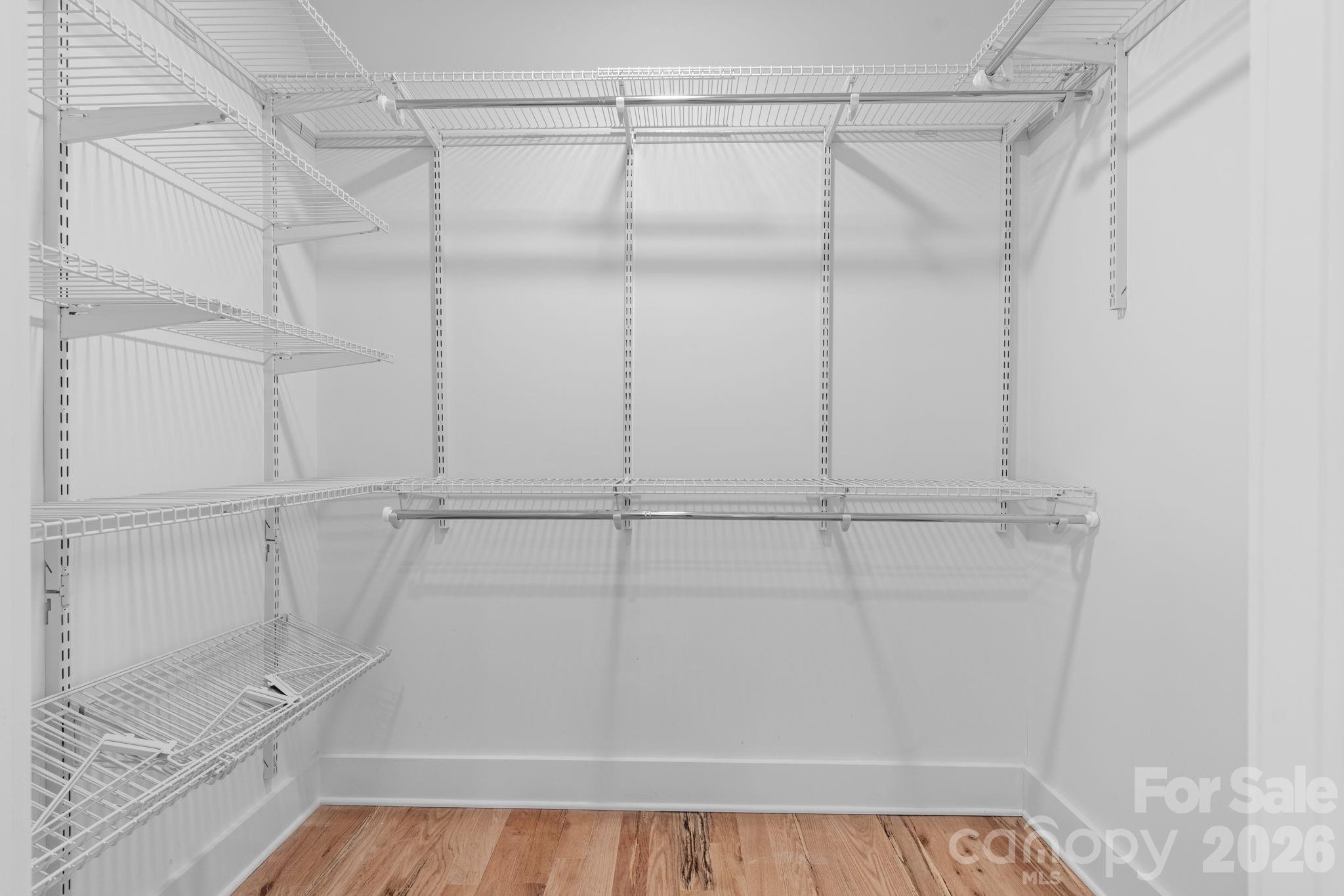 Paradise Harbor - Residential