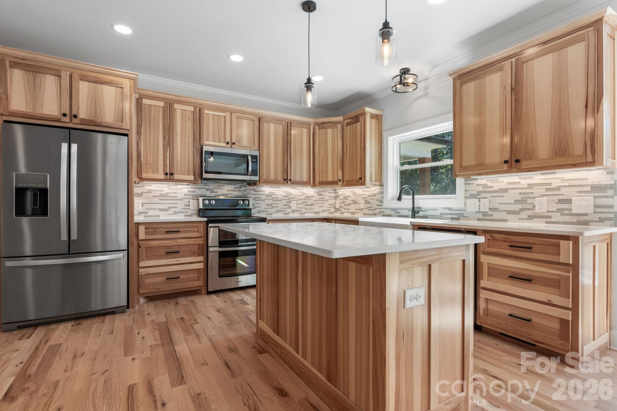 Paradise Harbor - Residential