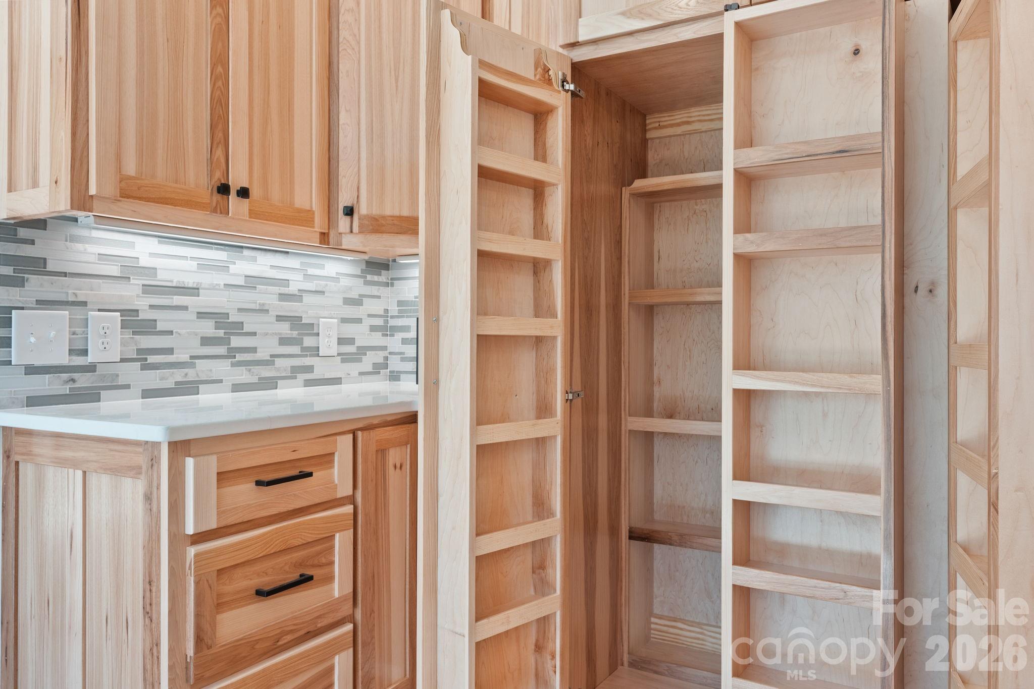 Paradise Harbor - Residential