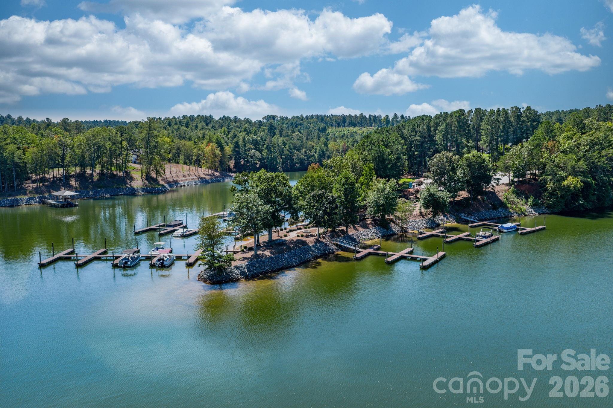 Paradise Harbor - Residential
