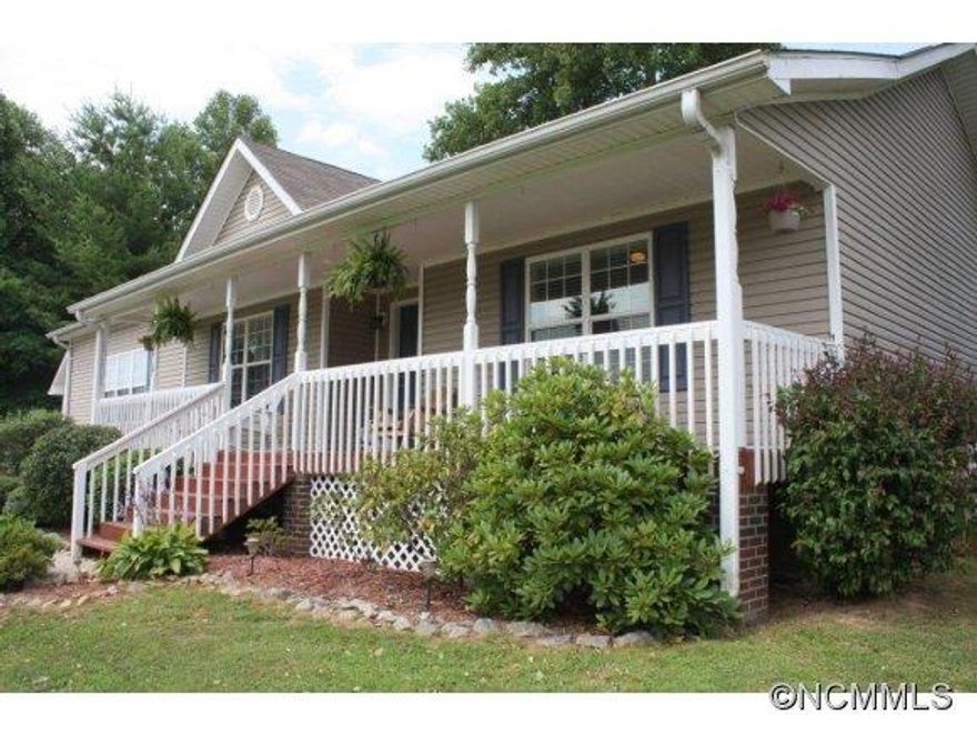 Convenient and comfortable home with an open floor plan , split bedrooms, master suite with garden tub, walk-in closet, and dual vanities. Rocking chair front porch, detached garage, gas log fireplace and hardwood floors in main living area. Motivated seller, bring all reasonable offers!