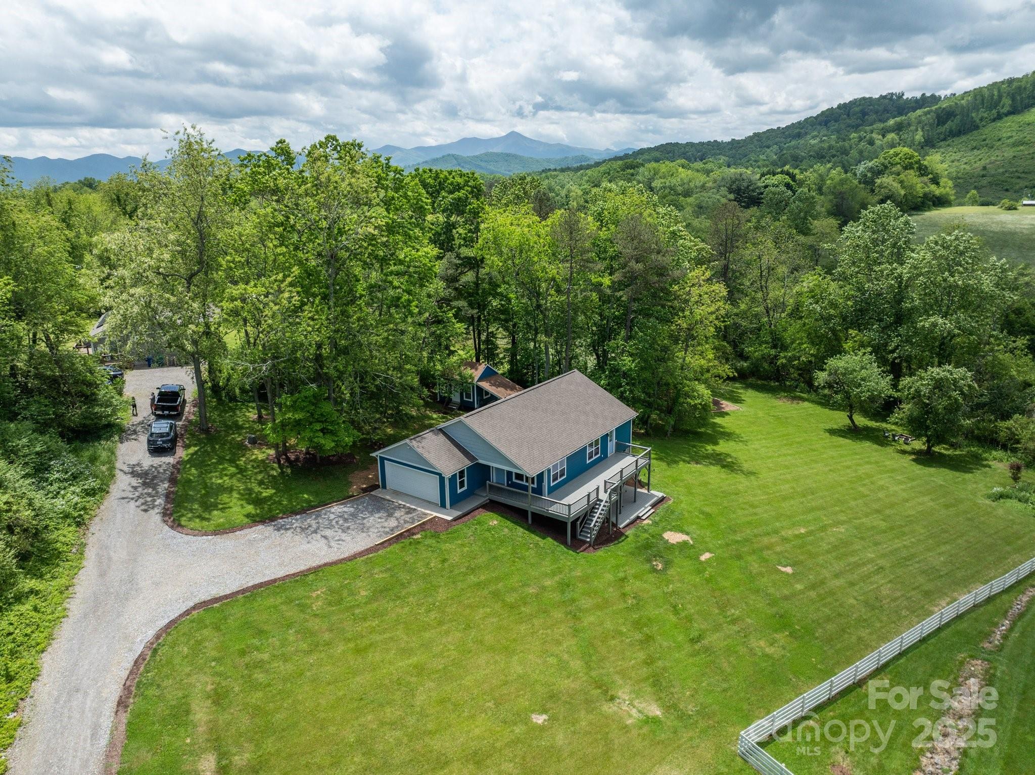 123 Dapple Road