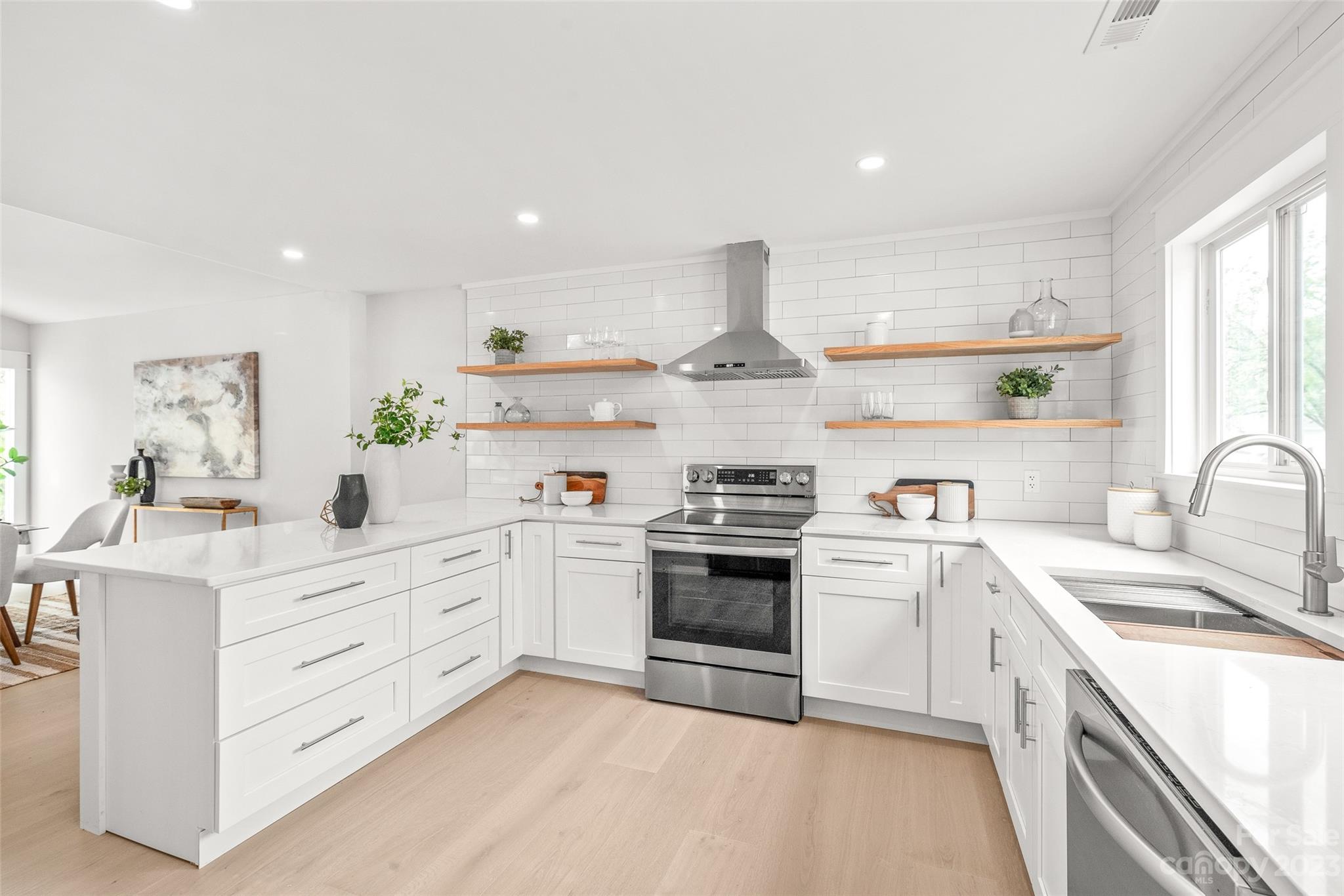 Tega Cay - Residential