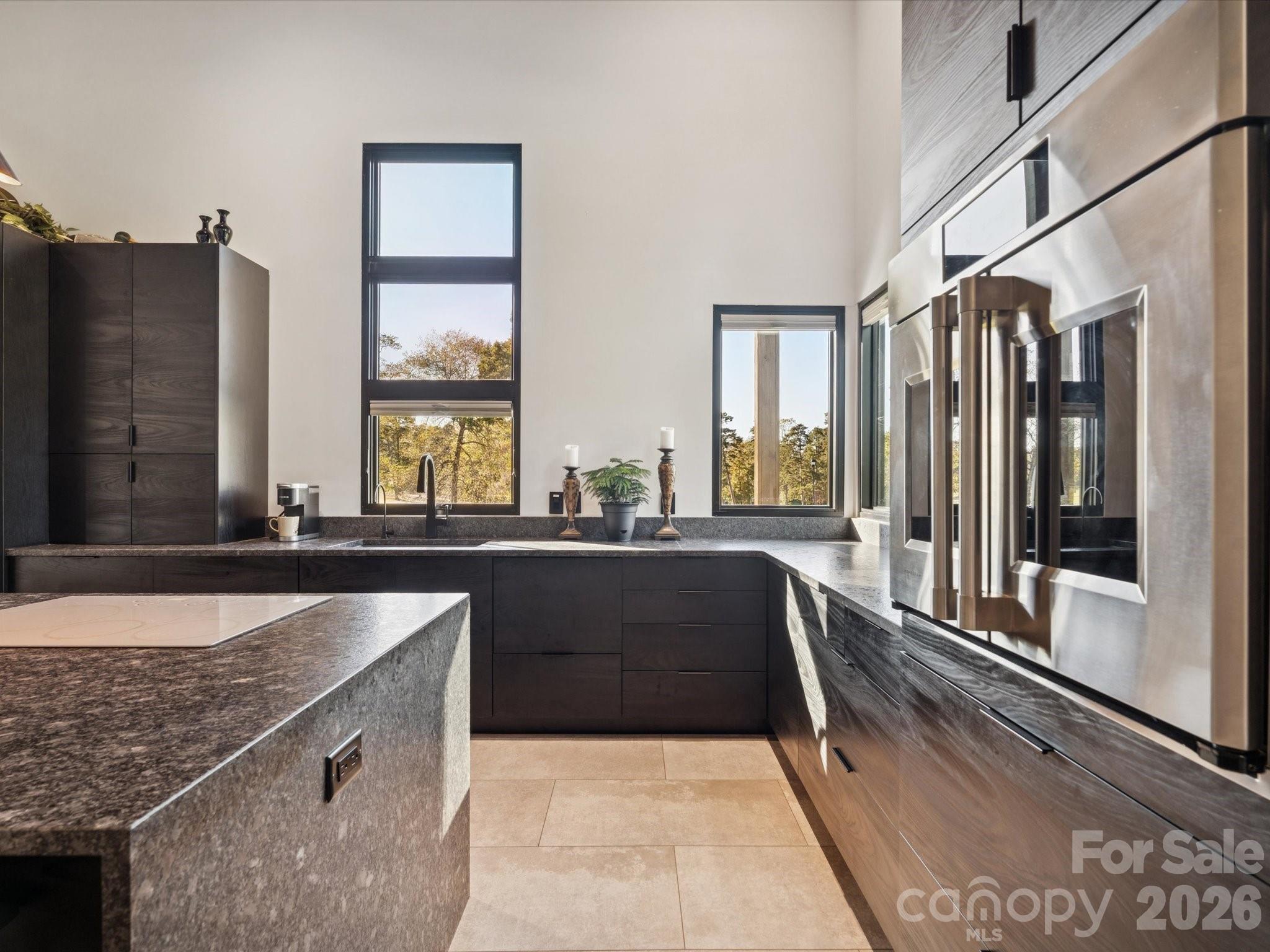 Country Club Acres - Residential