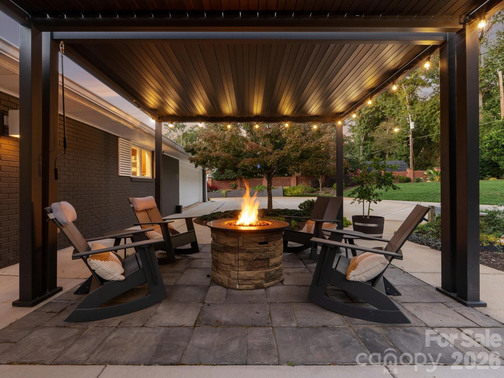 Country Club Acres - Residential