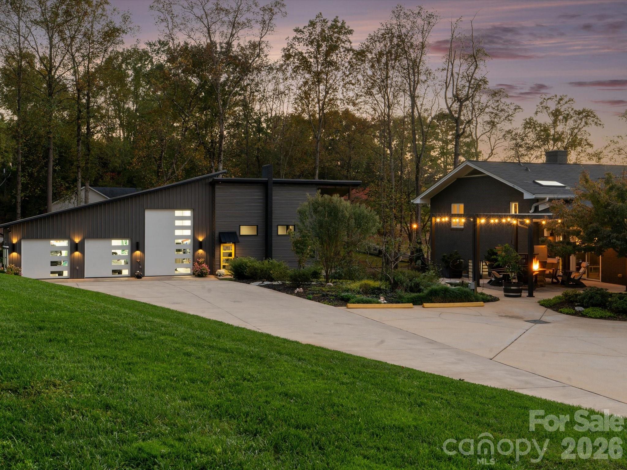 Country Club Acres - Residential