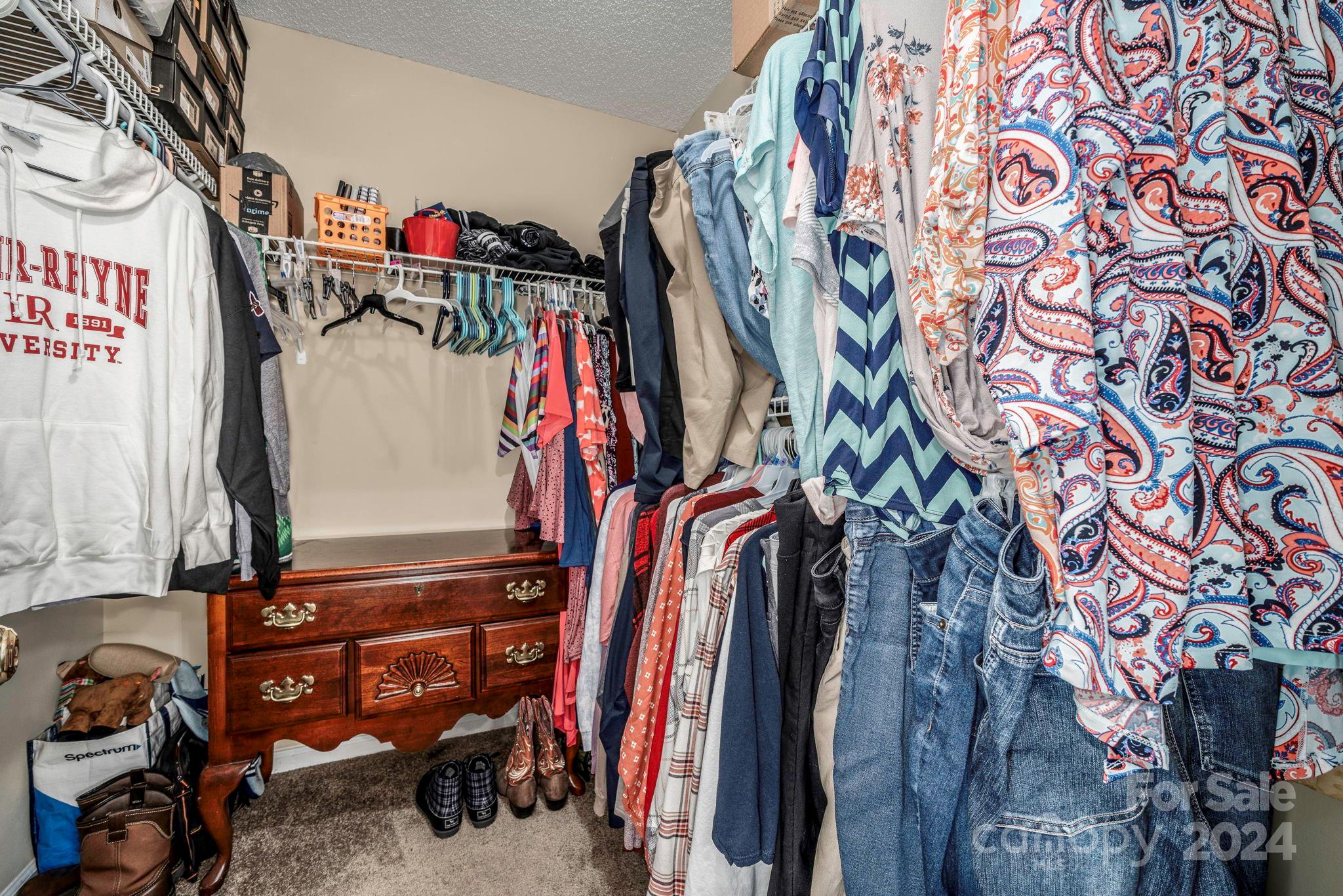 White Oak Manor - Residential