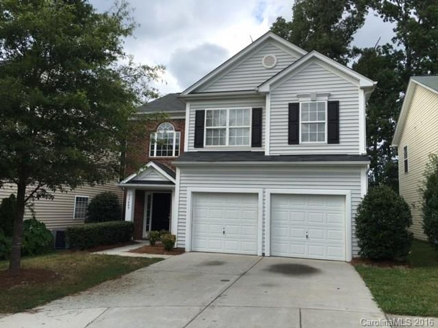 4 Bedroom - 2.5 Baths. 2 Car Garage. Cul-de-sac Lot