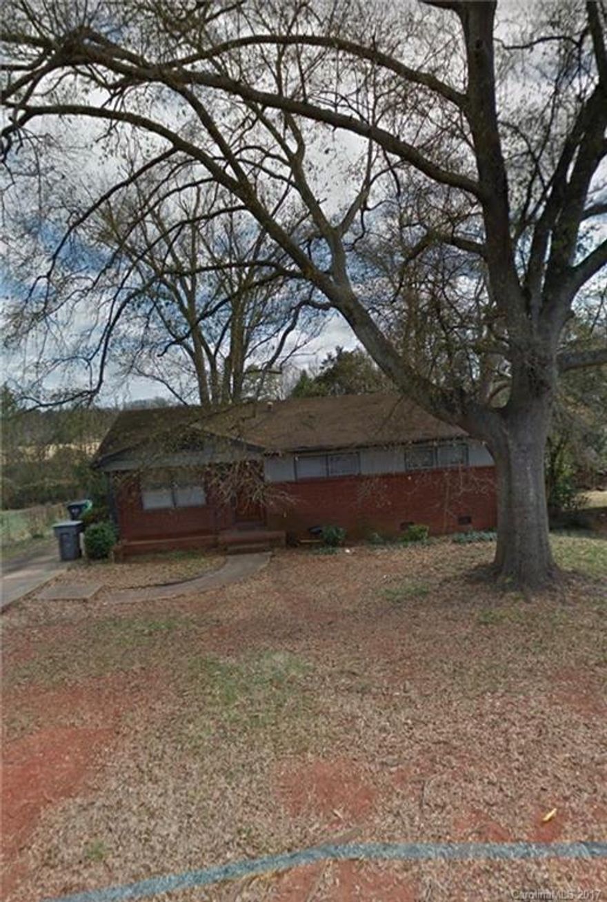 Great investment opportunity. Home being sold as is. Seller to make no repairs.  Nice ranch home with a Private living room area.  Hardwood flooring throughout. Just minutes away from Uptown Charlotte.  All offer MUST include POF and/or Pre approval letter. Seller has equitable interest in the property and there will be an assignment of contract.