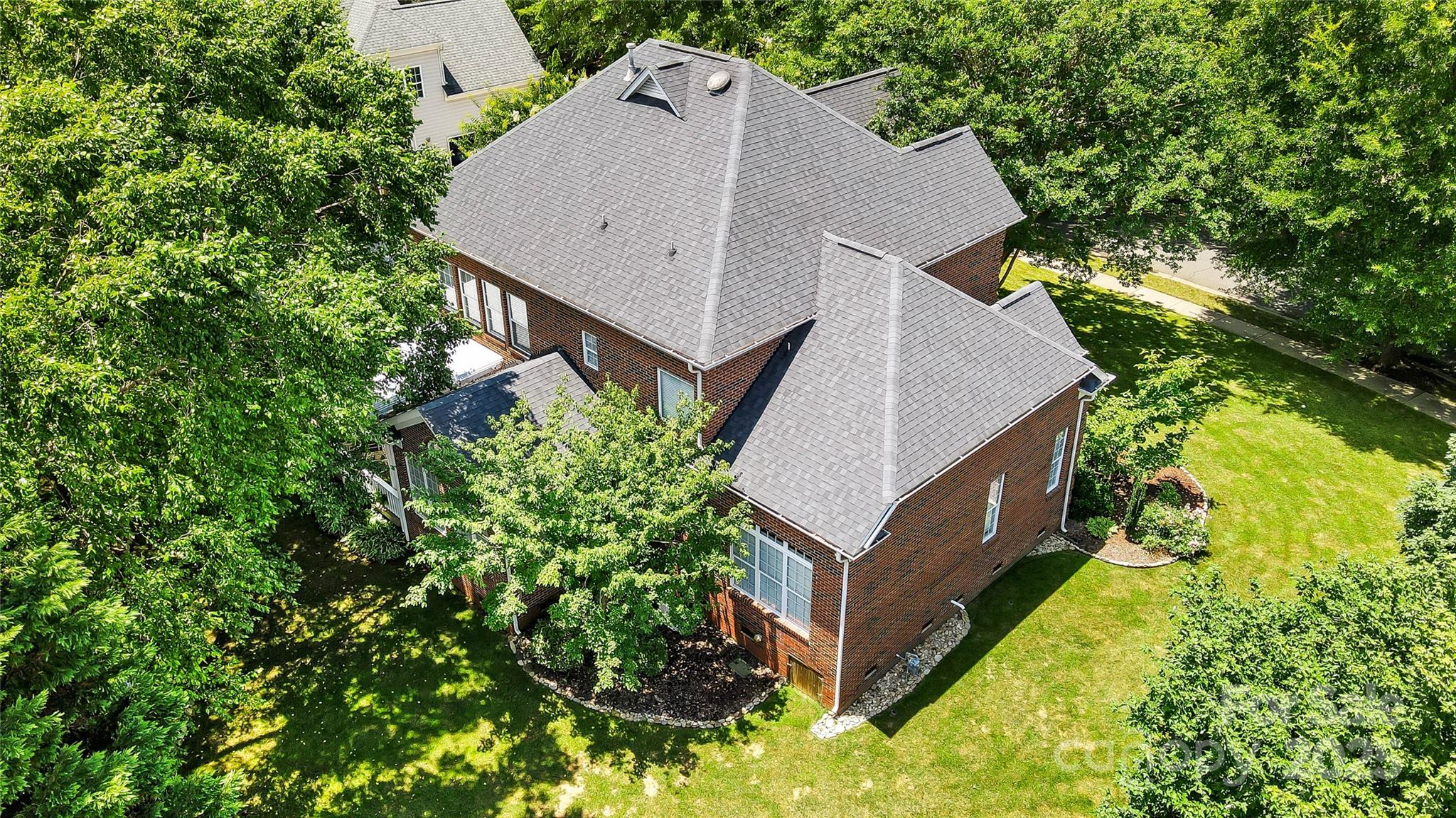 Macaulay - Residential