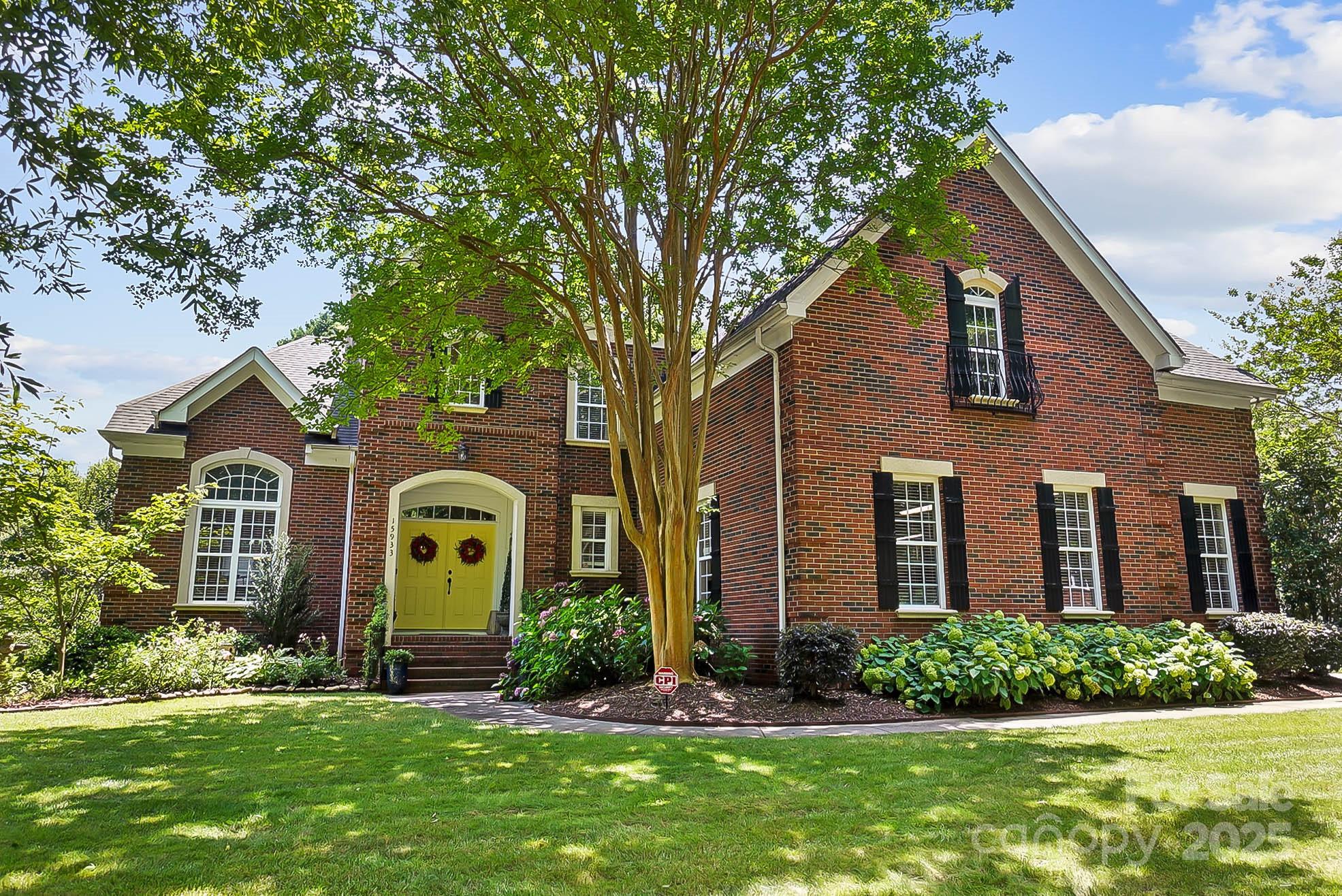 Macaulay - Residential