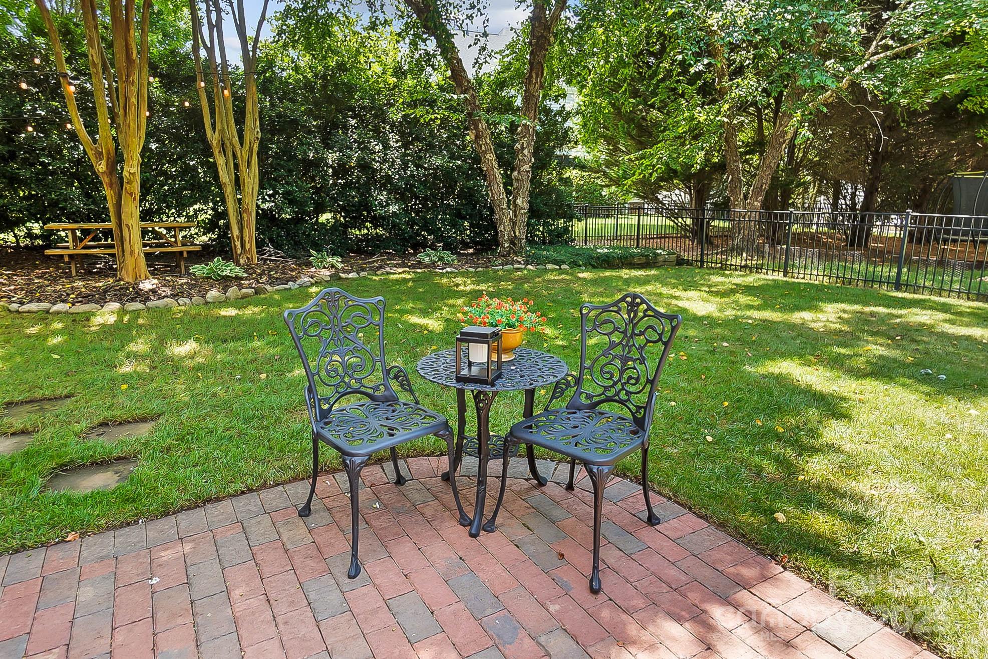 Macaulay - Residential