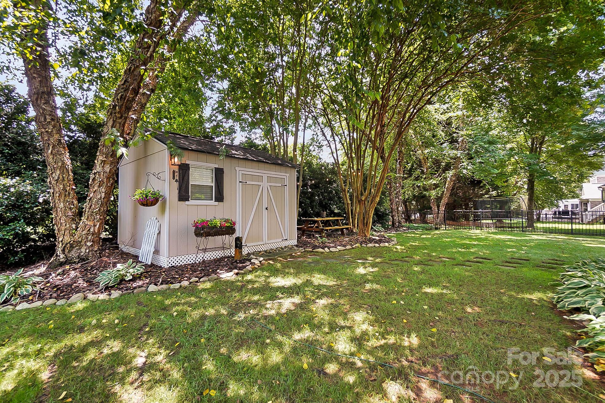 Macaulay - Residential