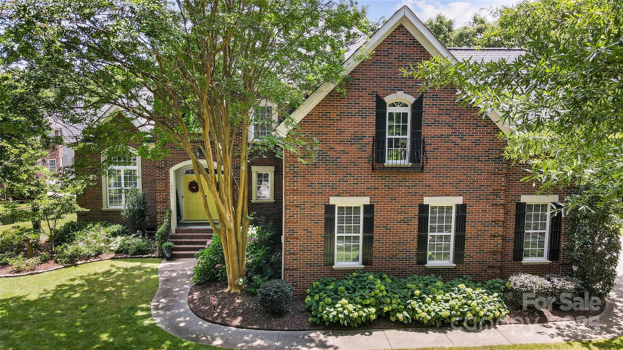 Macaulay - Residential