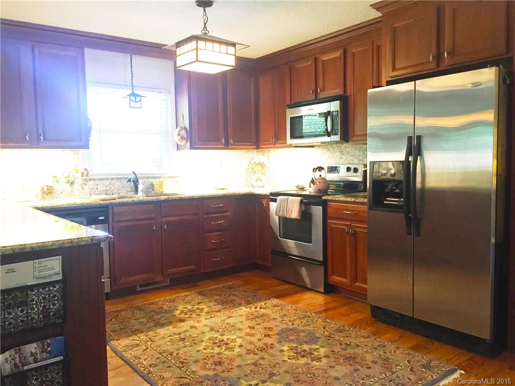 Meadow Lakes - Residential