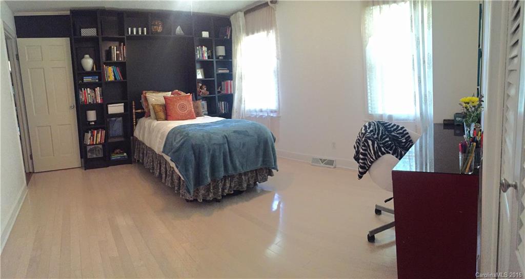 Meadow Lakes - Residential