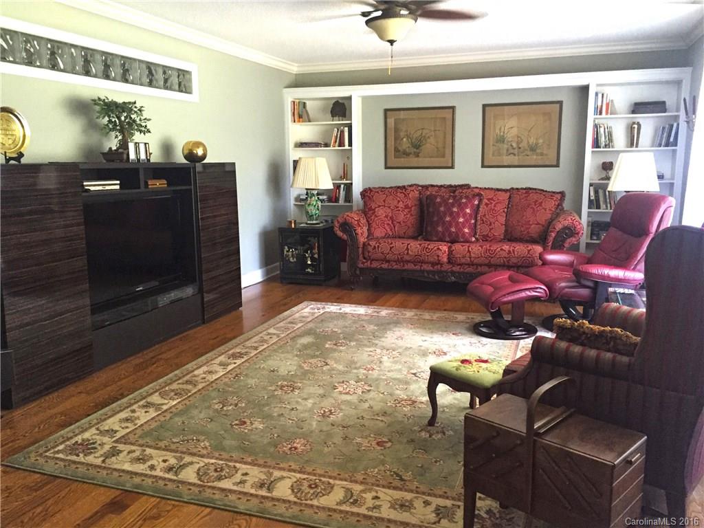 Meadow Lakes - Residential