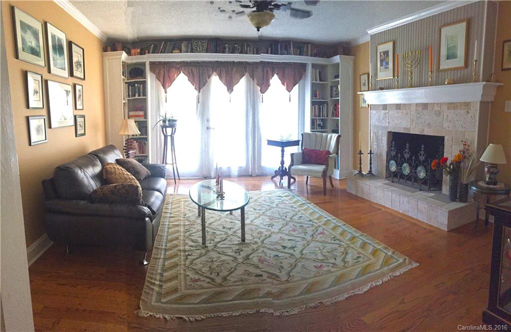 Meadow Lakes - Residential