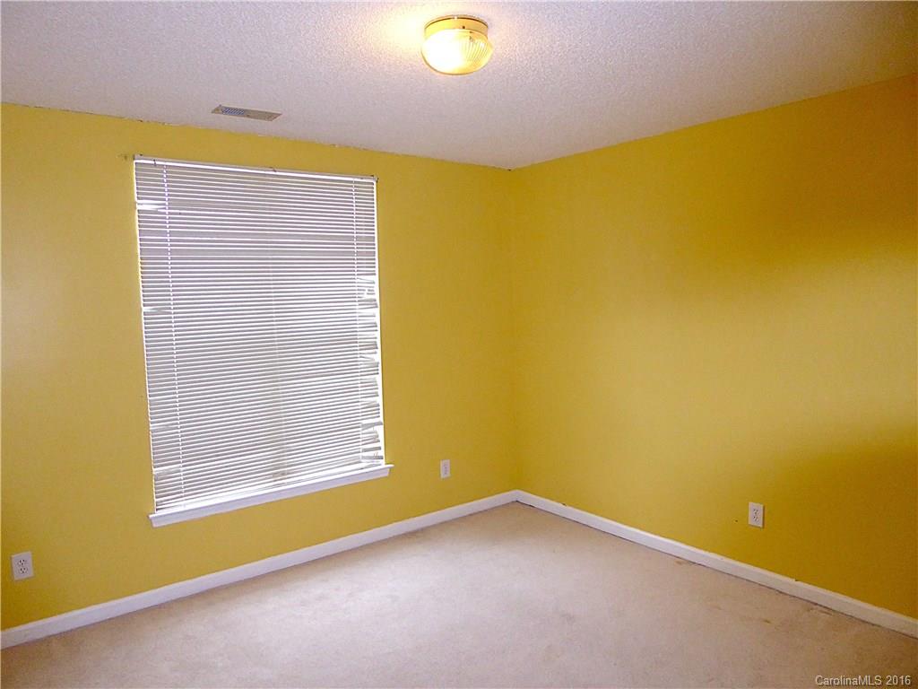 Jordans Pond - Residential