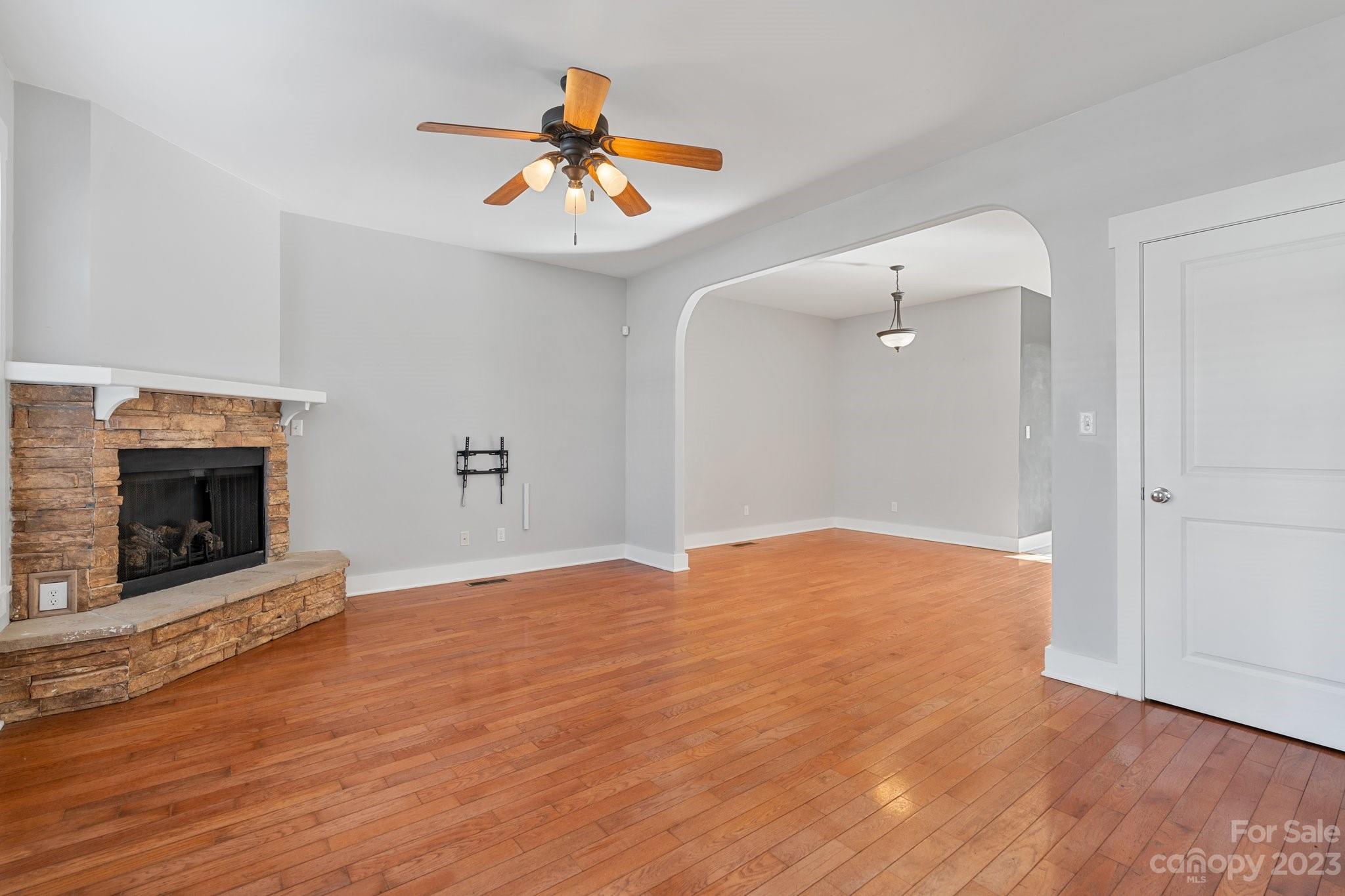 Waterstone Place - Residential