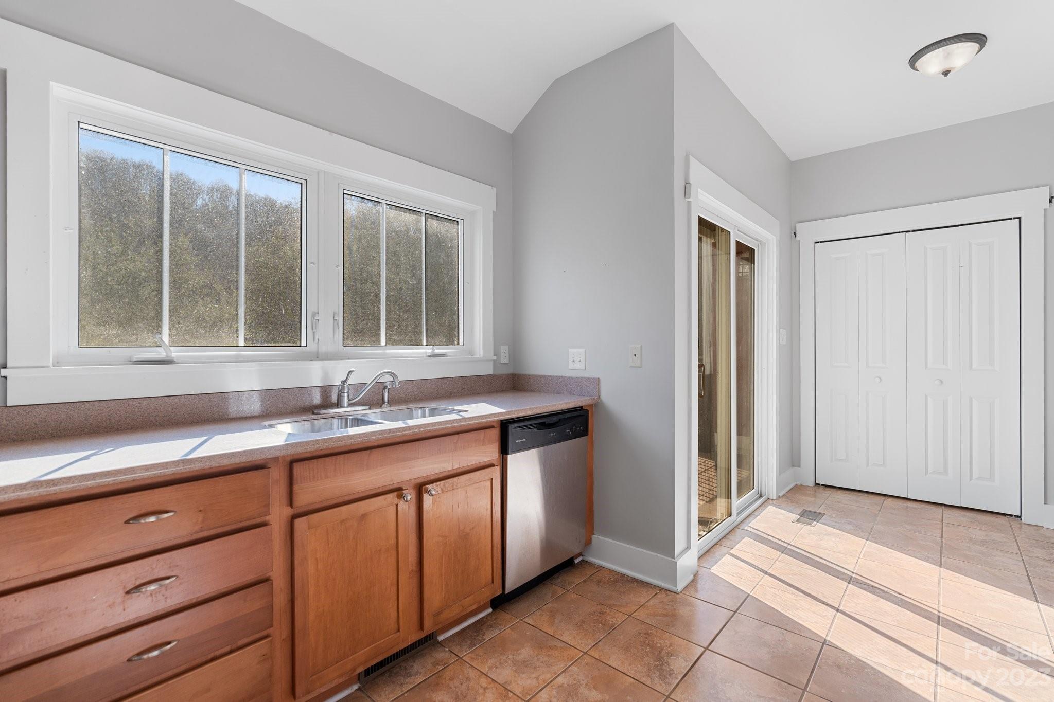 Waterstone Place - Residential