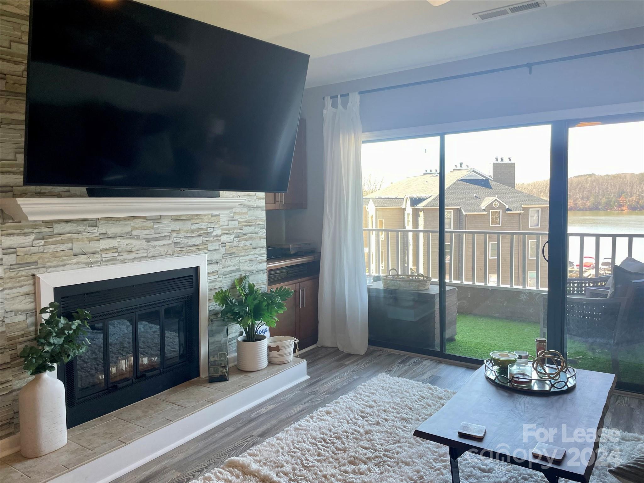 Emerald Point - Residential Lease