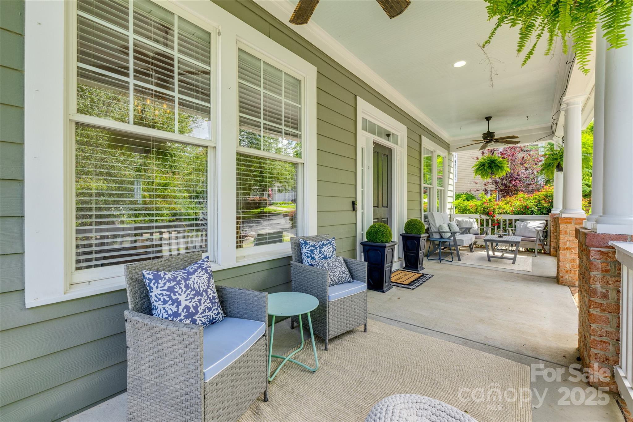 5518 Morris Hunt Drive
