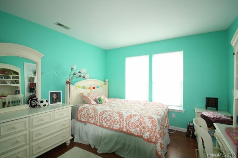 Captains Point - Residential