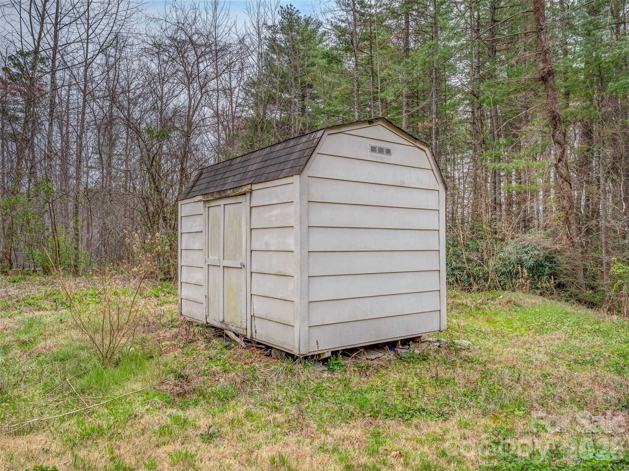 206 Chapman Hill Road