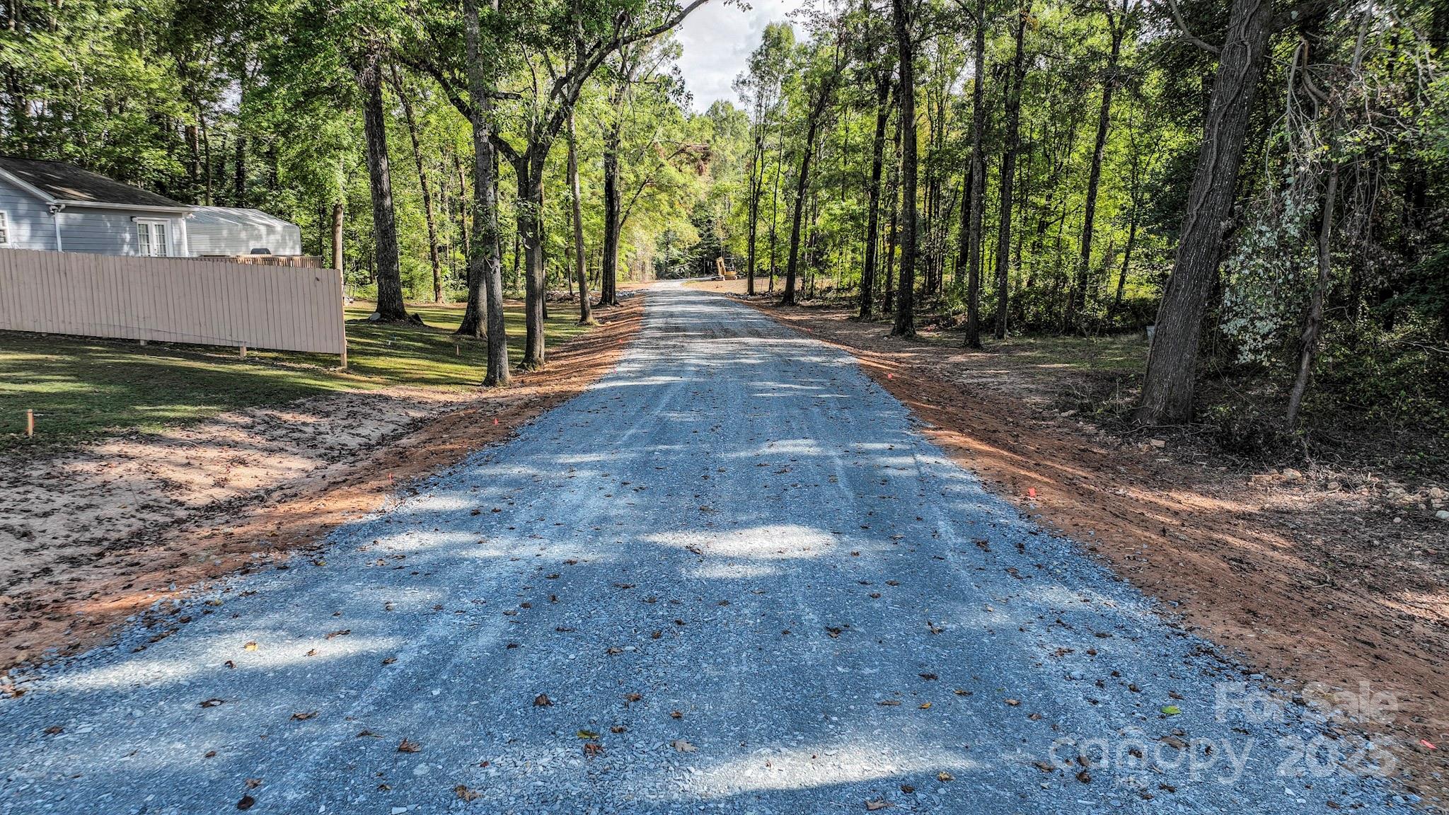 Alexander Woods - Land