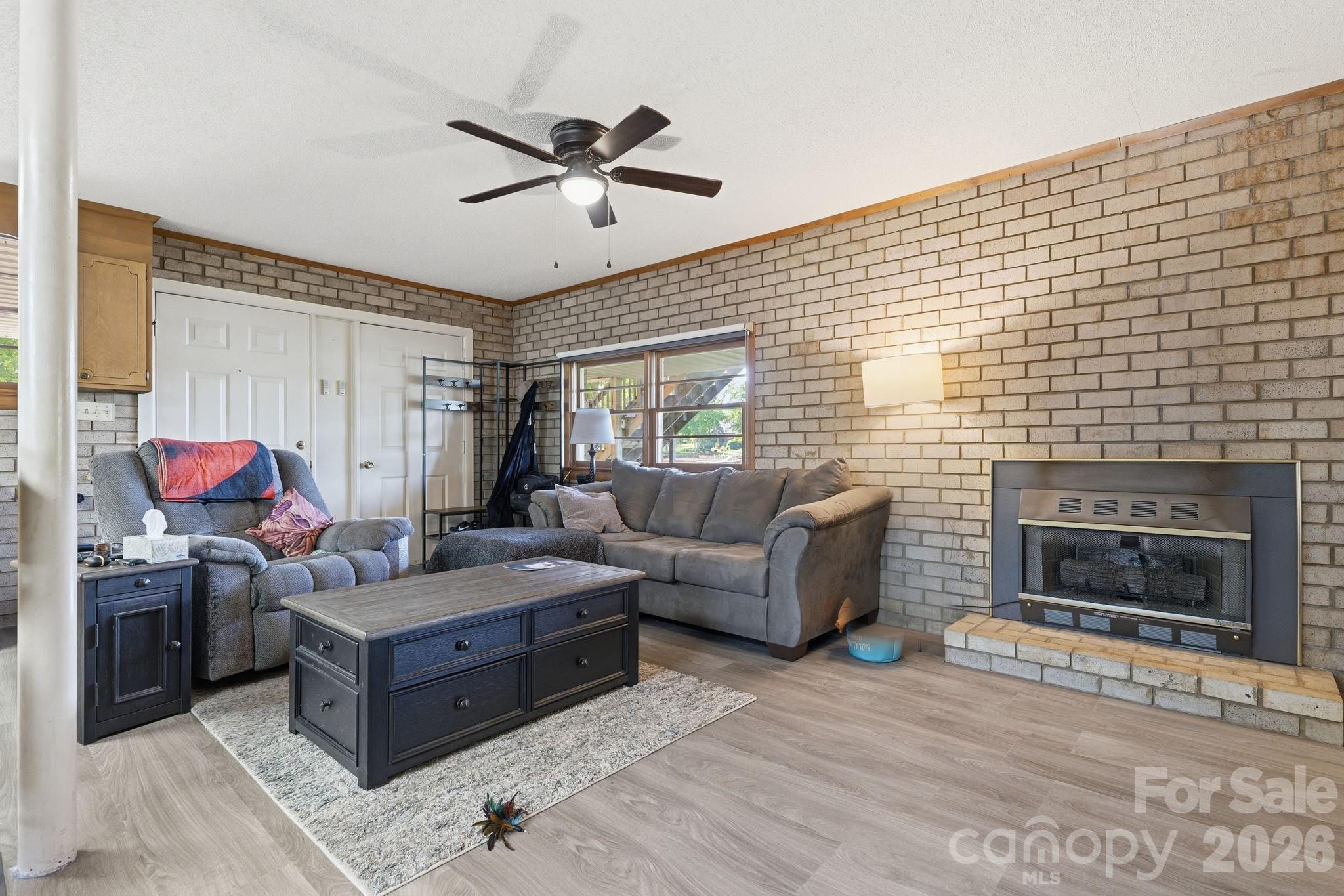 Shady Cove - Residential