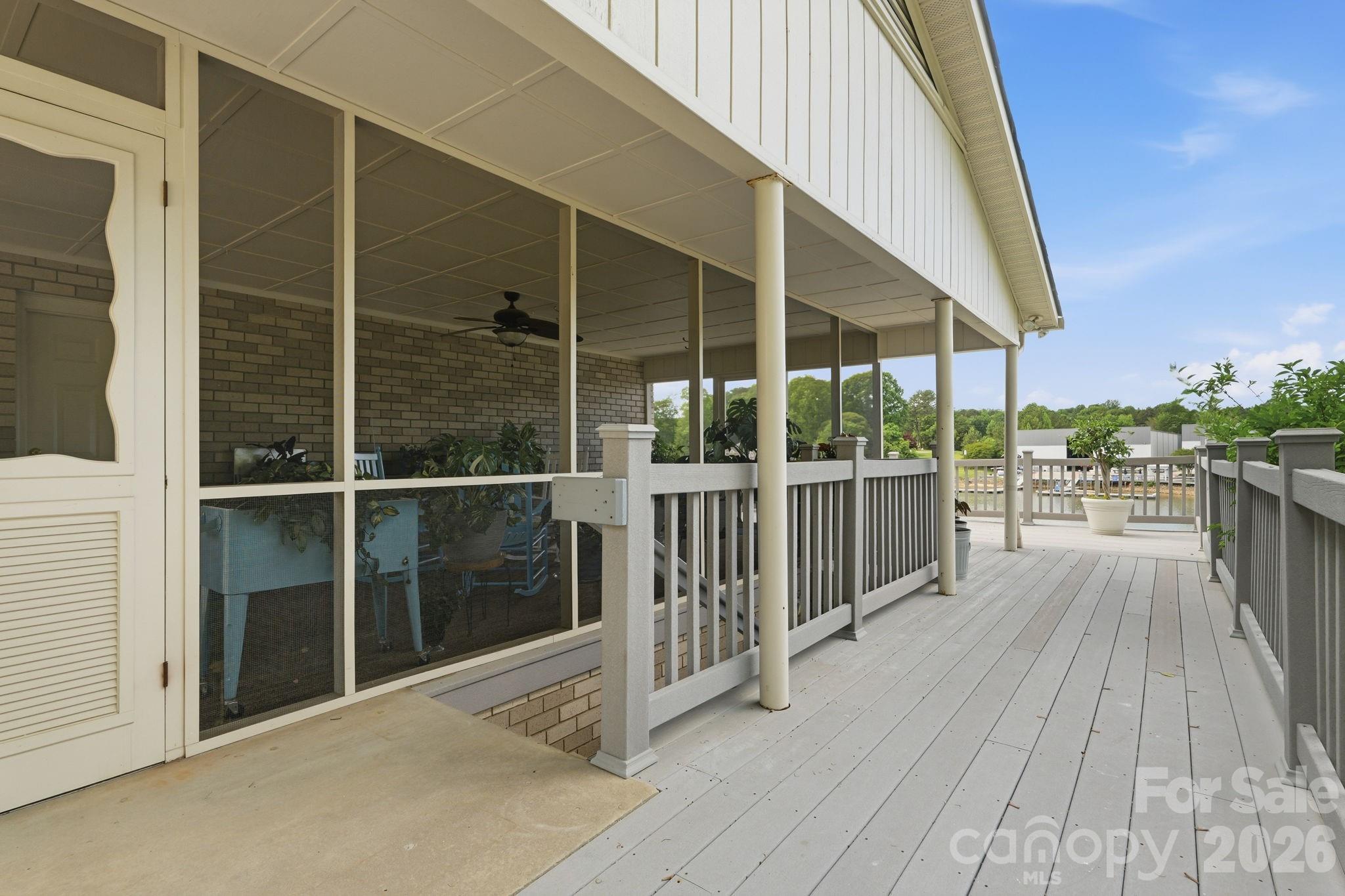 Shady Cove - Residential