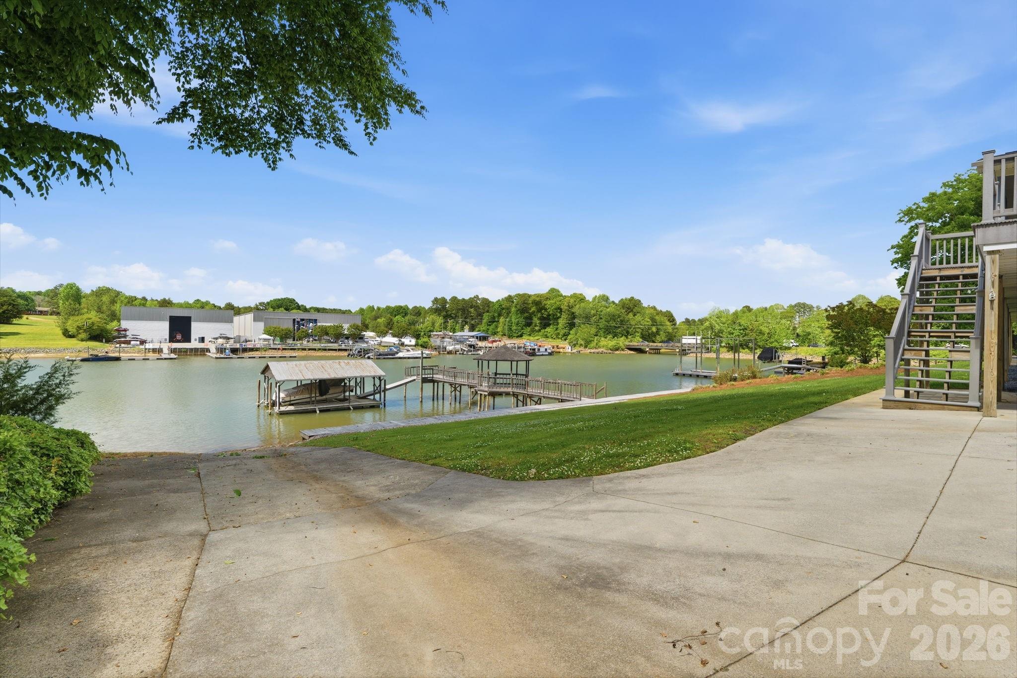 120 Shady Cove Road