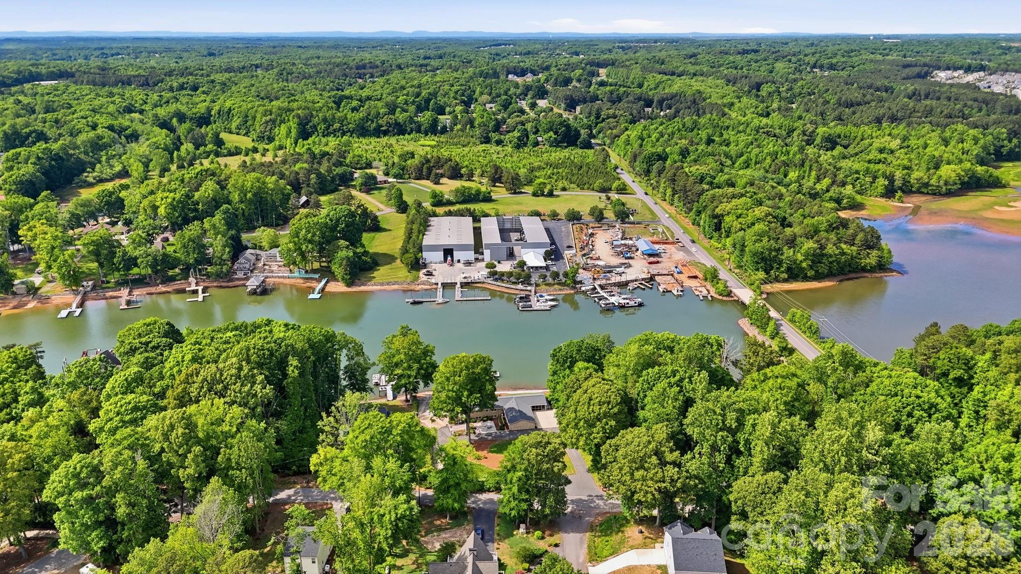 Shady Cove - Residential