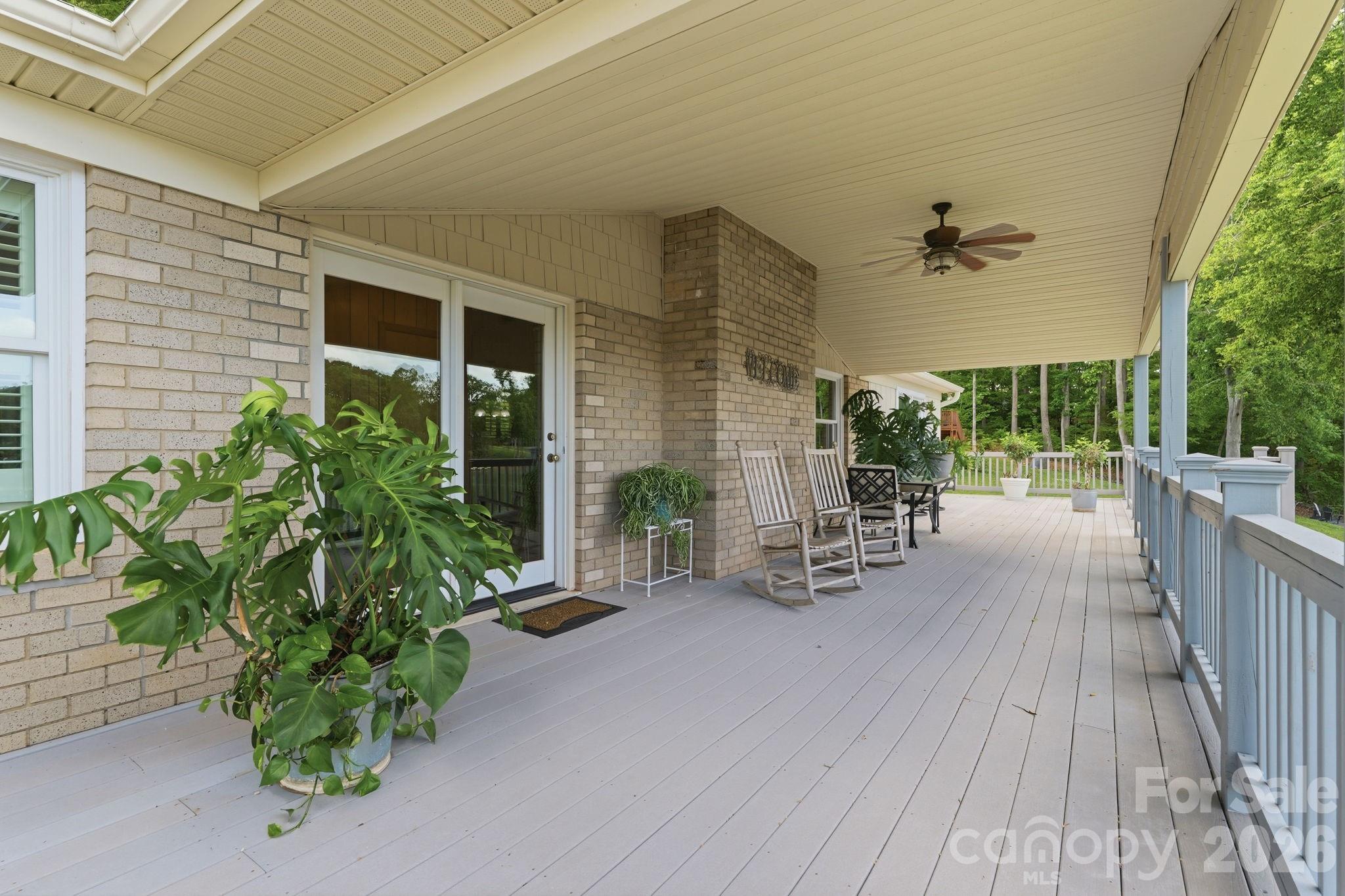 Shady Cove - Residential