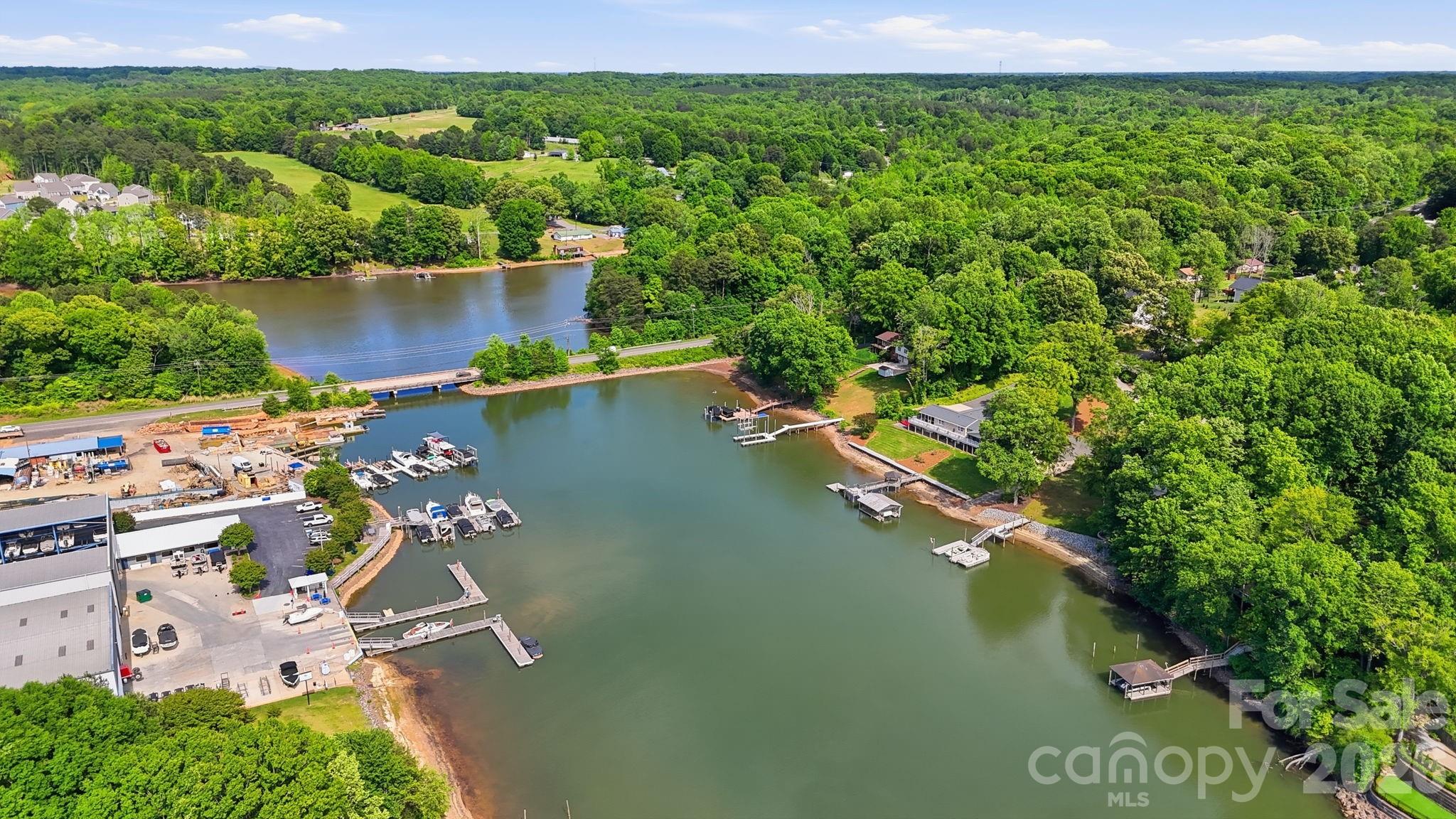 Shady Cove - Residential