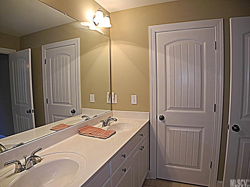 Victoria Creek - Residential