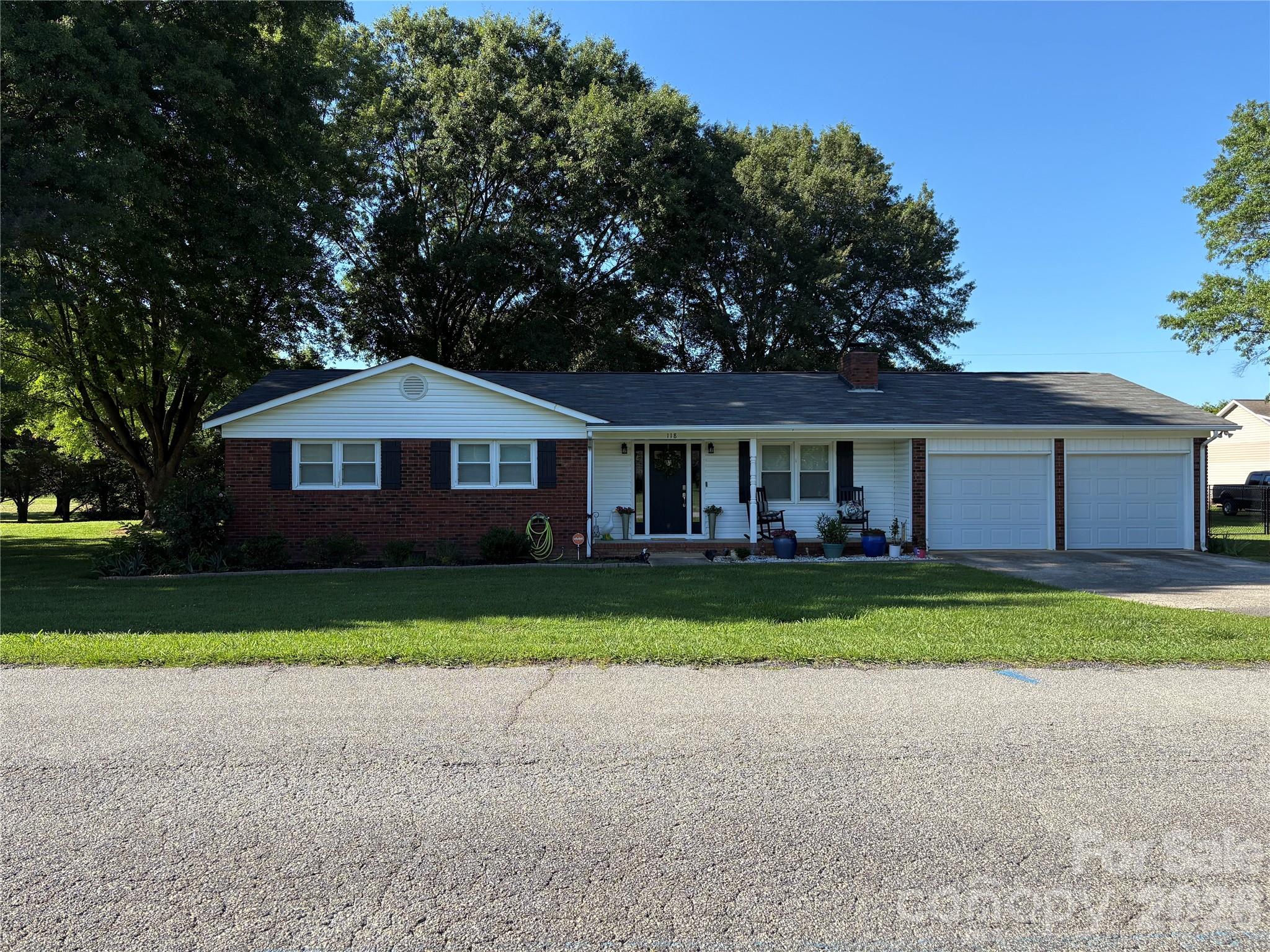 118 Douglas Heights Drive