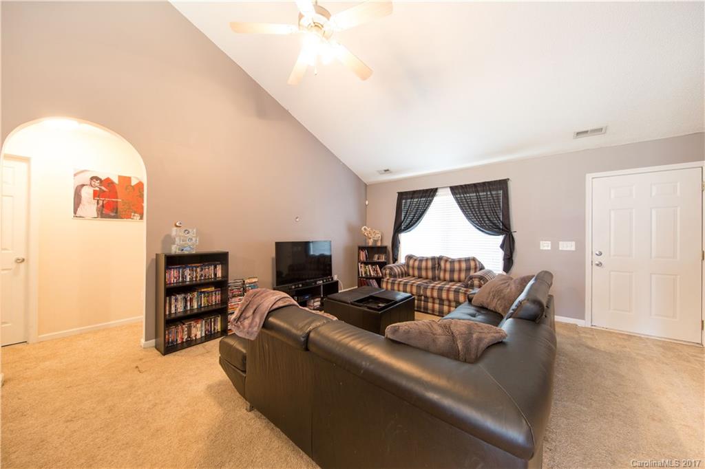 Hallmark Glen - Residential