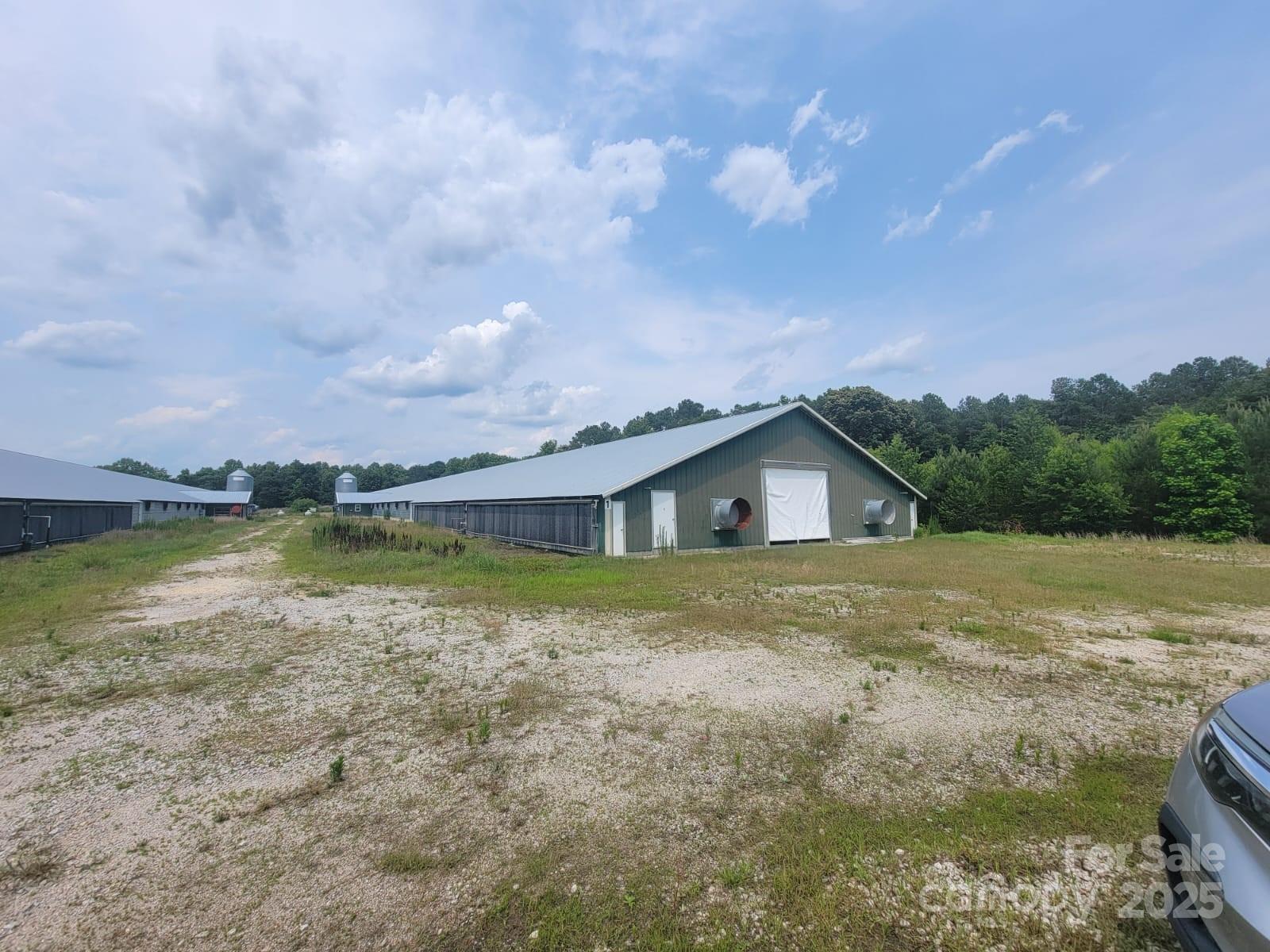 1662 Ellis Road