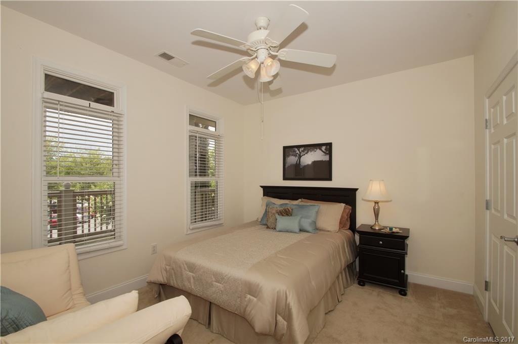 Harbor Point Village - Residential