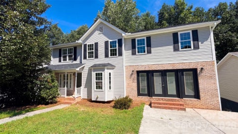 Photo of 6226 Dumont Lane, Charlotte, NC 28269 (MLS # 4424023)