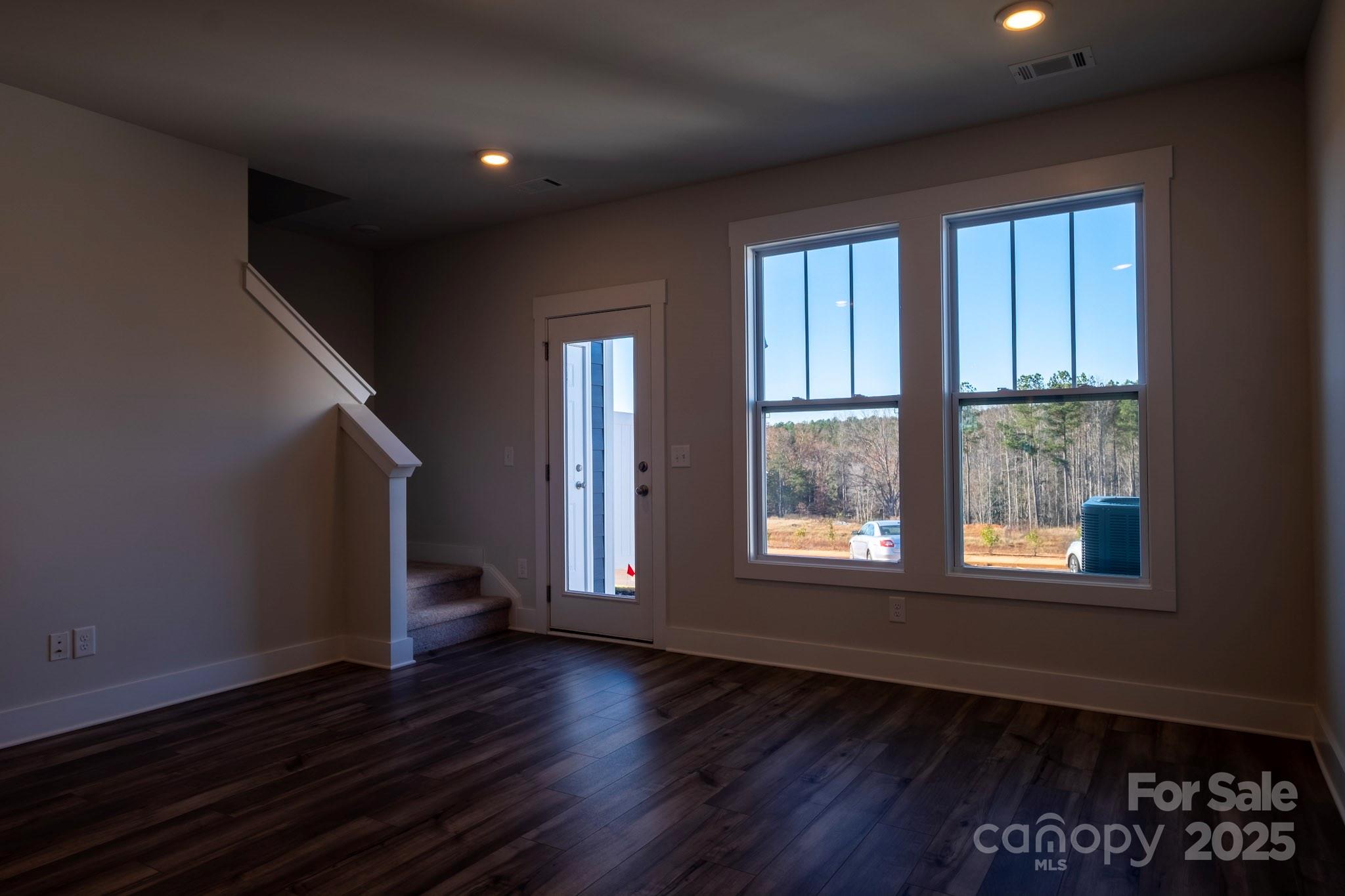 207 Dalmatian Drive 24